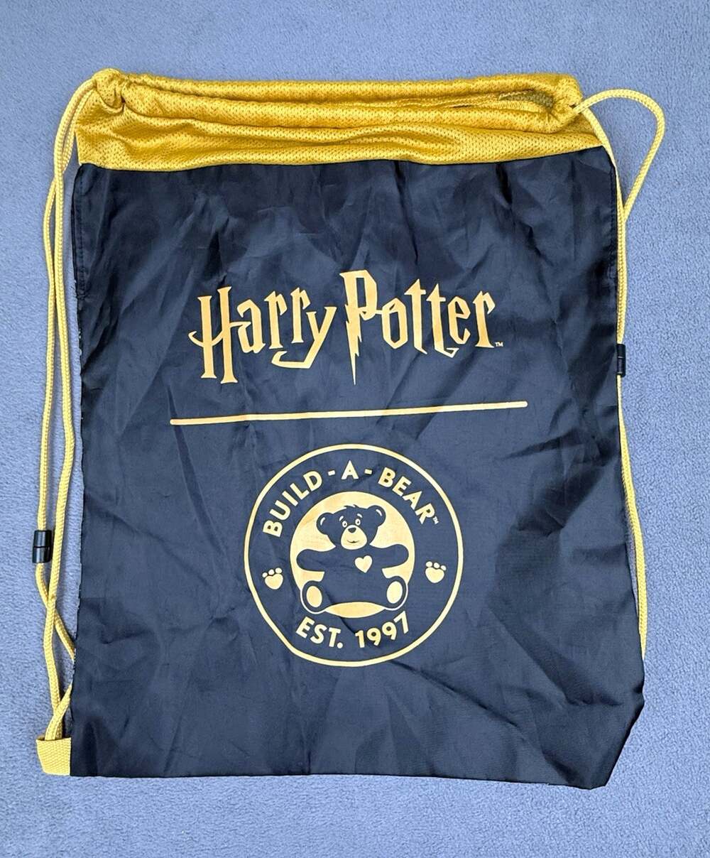 Harry Potter Build-A-Bear Drawstring Backpack Bag Black Gold Platform 9 3/4 Kids